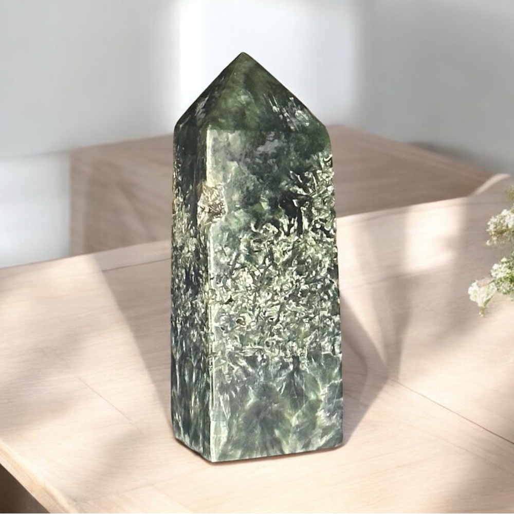 Seraphinite tower